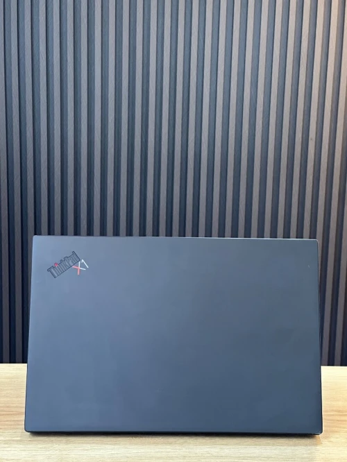 LENOVO THINKPAD X1 CARBON I5-10210U 16GB 256 SSD ECRAN 14"FHD TACTILE