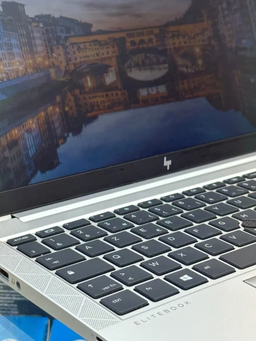 HP ELITEBOOK 840 G7 i5-10210U 16GB 256 SSD ECRAN 14"FHD