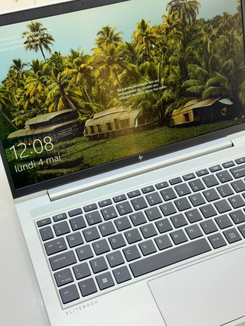 HP ELITEBOOK 640 G10 i5-1335U 16GB 512 SSD ECRAN 14"FHD