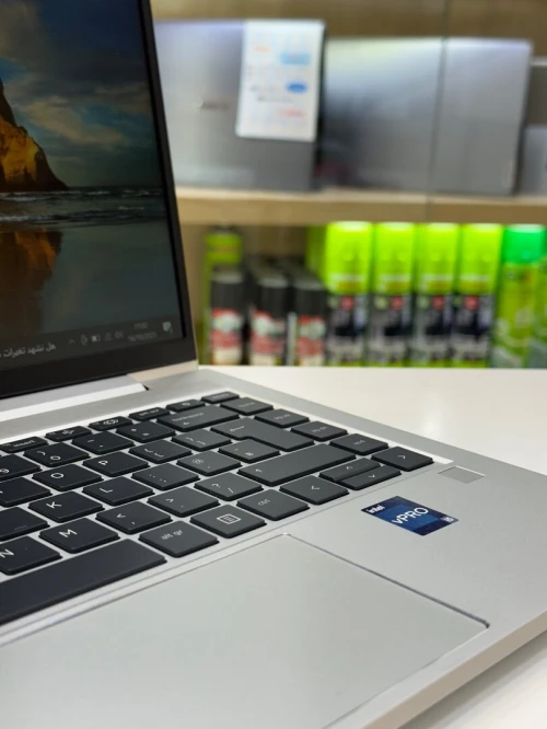 HP ELITEBOOK 640 G10 i5-1335U 16GB 256 SSD ECRAN 14"FHD