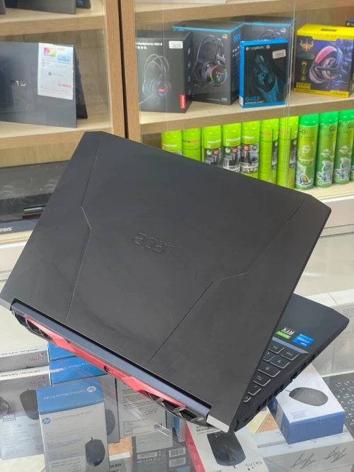 ACER NITRO 5 i5-11400H 16GB 512 SSD GPU RTX 3060 6GB ECRAN 15"FHD 144Hz