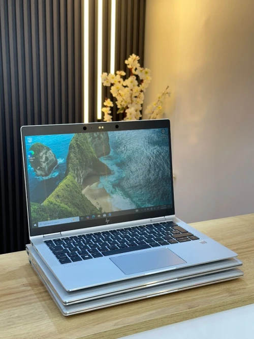 HP ELITEBOOK 1040 G6 i5-8365U 16GB 256 SSD TACTILE 360 ECRAN 14 FHD DISPONIBLE POUR LES ENTREPRISES