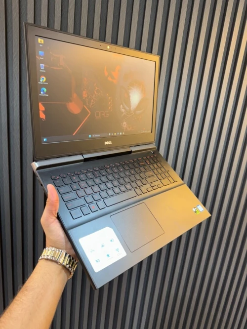 DELL INSPIRON 15 GAMING I5 7300HQ 12GB 256 SSD Carte Graphique GTX 1050