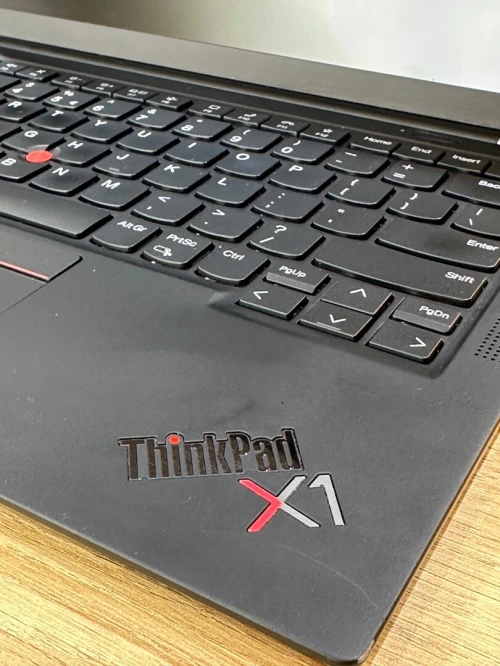 LENOVO THINKPAD x1 CARBON i5-1145G7 16GB 256 GB SSD ECRAN 14"FHD