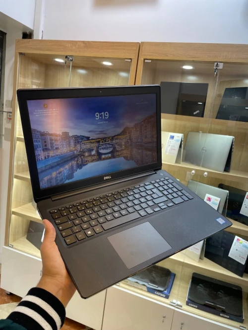 DELL LATITUDE 3500 i5-8365U 8GB 256 SSD ECRAN 15"FHD