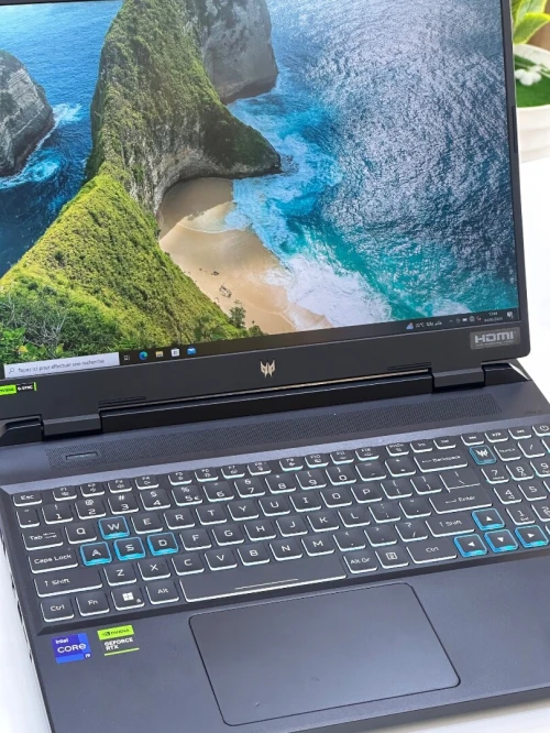 Acer predator i9-13900HX 16GB 1TB SSD ECRAN 16"FHD GPU RTX 4060 8GB