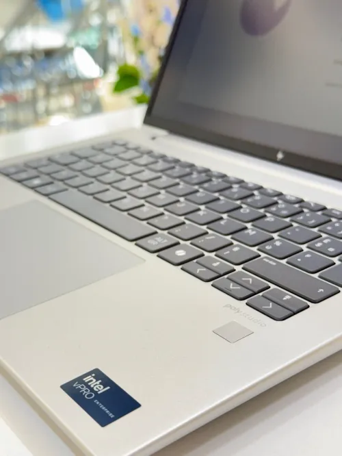 HP ELIEBOOK 640 G11 ULTRA 5 135U 32 GB 512 SSD NVME 14" FHD TACTILE