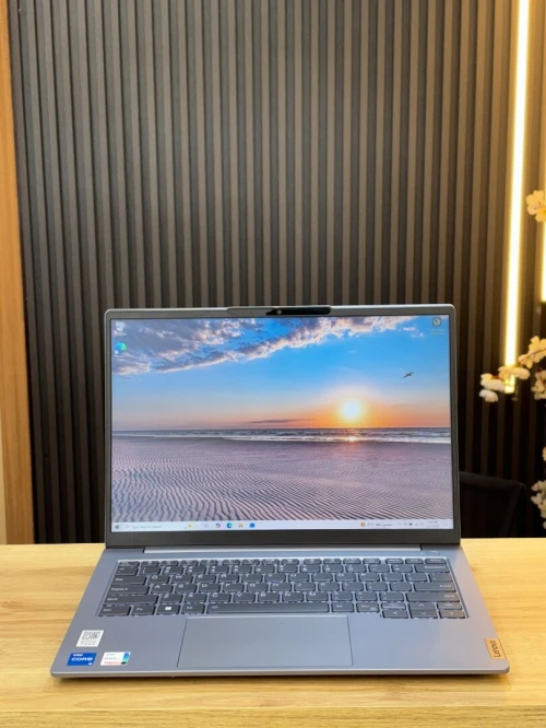 LENOVO THINKBOOK 14 i5-13500H 16GB 1TB SSD ECRAN 14"FHD DISPONIBLE POUR LES ENTREPRISES