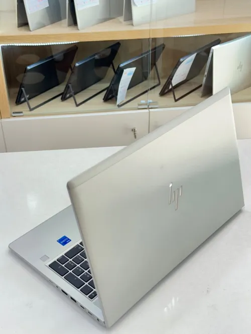 HP ELITEBOOK 650 G10 i7-1355U 16GB 256 SSD ECRAN 15"FHD
