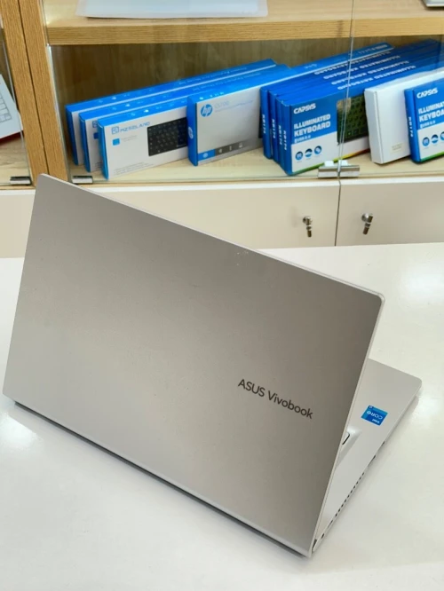 ASUS VIVOBOOK 14 i3-1115G4 8GB 512 SSD ECRAN 14"FHD