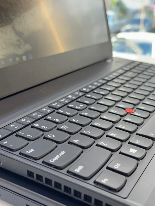 LENOVO THINKPAD T580 i5-8350U 16GB 256 SSD ECRAN 15"FHD
