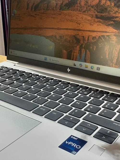 HP ELITEBOOK 840 G9 i7-1265U 16GB 512 SSD ECRAN 14"FHD