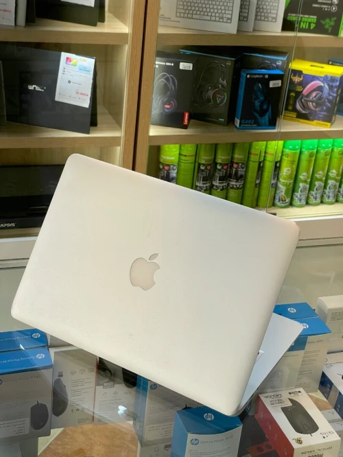 MACBOOK AIR 2015 i5 4GB 128 SSD 