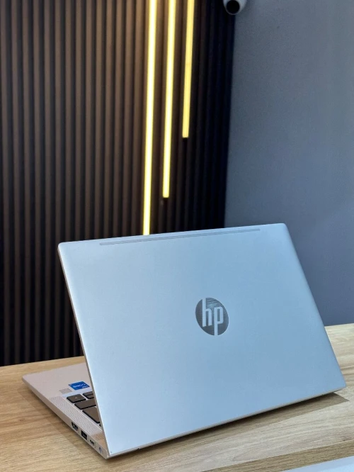 HP PROBOOK  430 G8 I5-1135G7 16GB 256GB SSD 