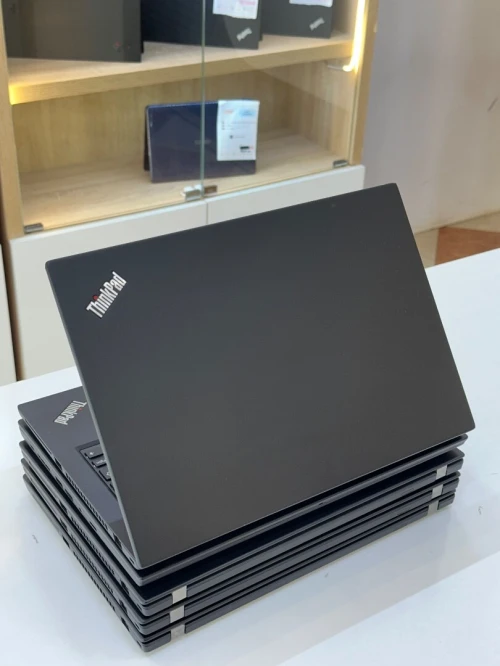 LENOVO THINKPAD T14  AMD RYZEN 5 4650U 16GB 256 SSD ECRAN 14"FHD