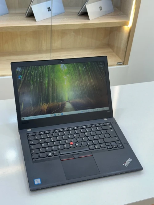 LENOVO THINLPAD T480 i7-8850U 16GB 512 SSD TACTILE GPU NVIDIA MX150 ECRAN 14"FHD