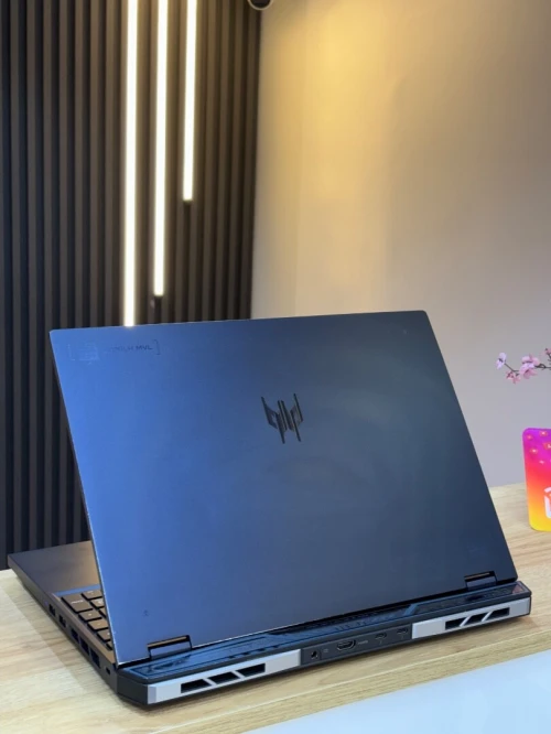 ACER PREDATOR HELIOS NEO 16 i9-14900HX 16GB 512 SSD GPU RTX 4060 8GB ECRAN 16"FHD