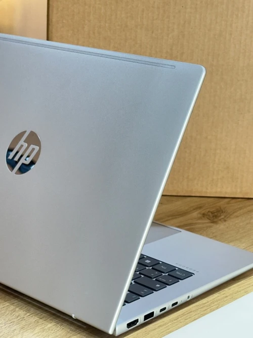 HP PROBOOK 445 G11 RYZEN 5 7535U 16GB 512 SSD ECRAN 14"FHD NEUF SOUS EMMBALAGE DISPONIBLE POUR LES ENTREPRISES