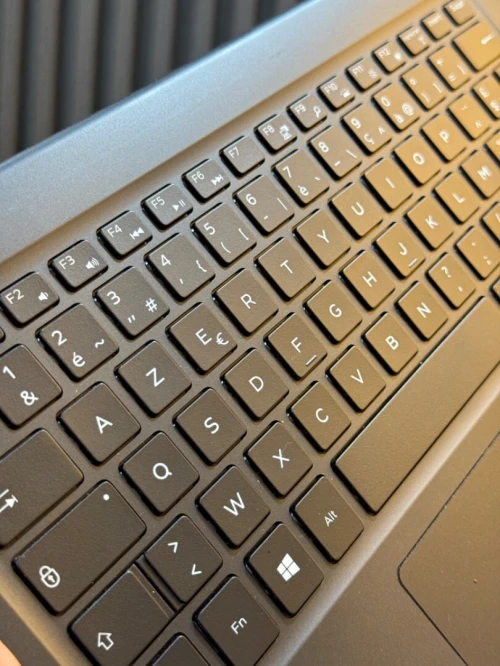 DELL LATITUDE 3390 2-IN-1 I5 8TH 8GB 256 SSD TACTILE 360