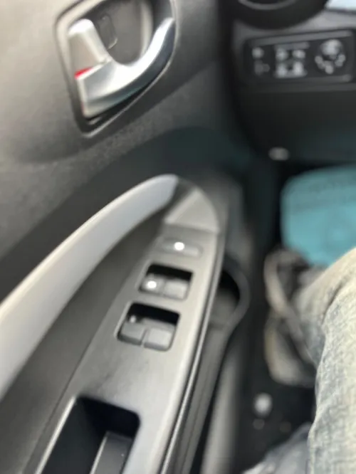 Kia KX1 2025 
