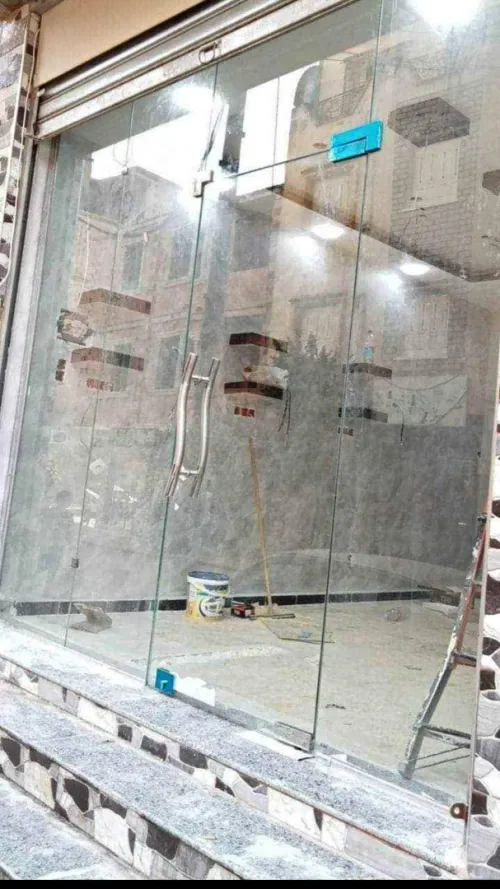 Réparation montage séparation verre trompé cabine de douche vitrine antiball balcon