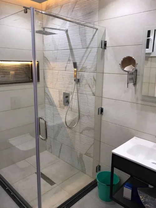 Réparation montage vetrine cabinet de douche garde-corps fenêtre..