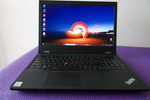 LENOVO THINKPAD P15 Ecran 4K i7-1075H/DDR4 32Go/Nvidia QUADRO T1000 4Go/ 1To SSD NVMe