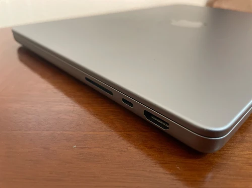 MacBook Pro 14 2021