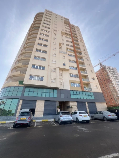 Vente Appartement F4 Mostaganem Mezghrane