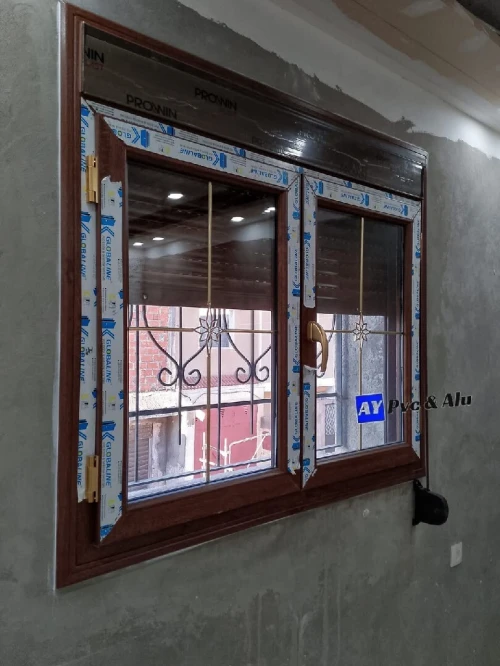**بسم الله على بركة الله** Fabrication de portes et fenêtres pvc & alu 