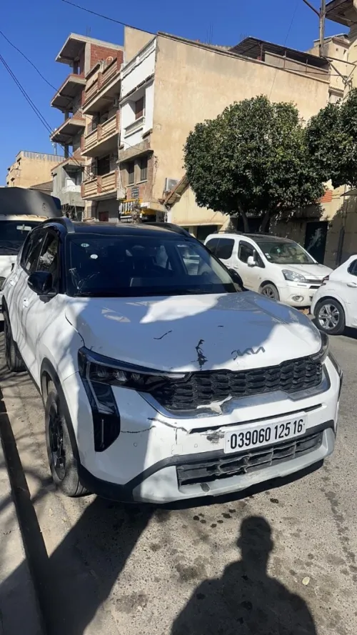 Kia Sonet  2025 luxury