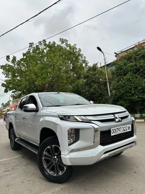 Mitsubishi L200 2022 Doube cabine Evolution