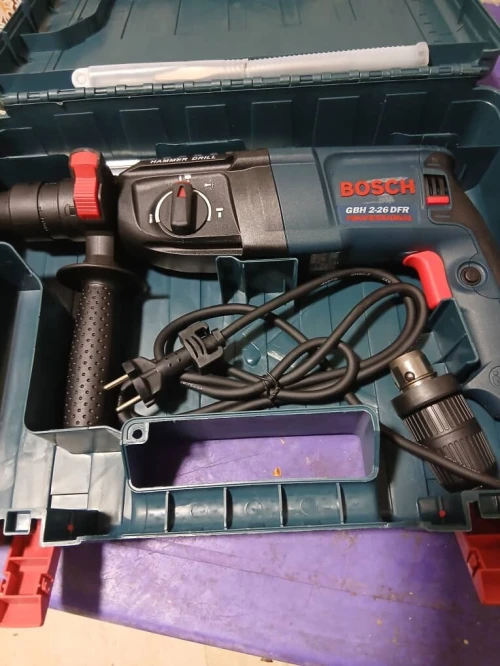 perforateur Bosch Professional GBH 2-26 F (ou GBH 2-26 DFR