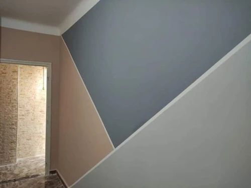 Peintre Qualifié  صباغ محترف