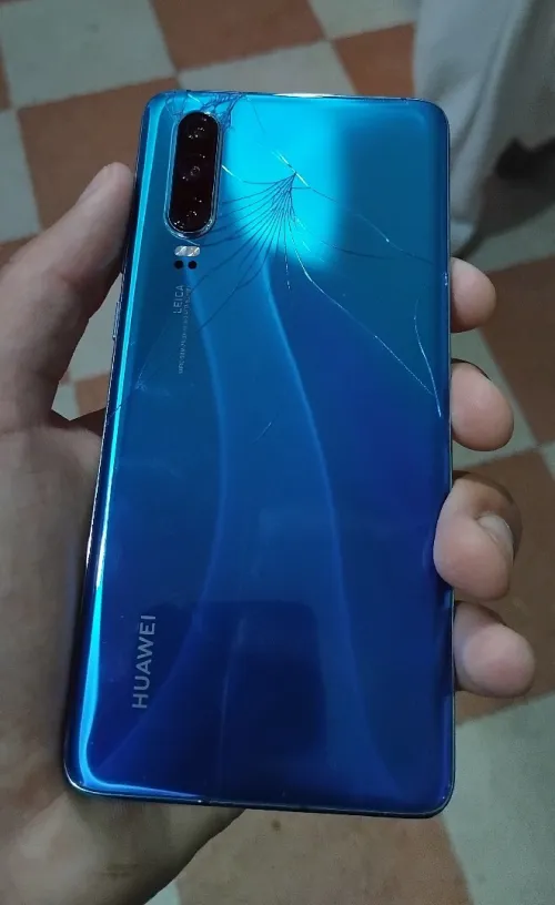 HUAWEI P30