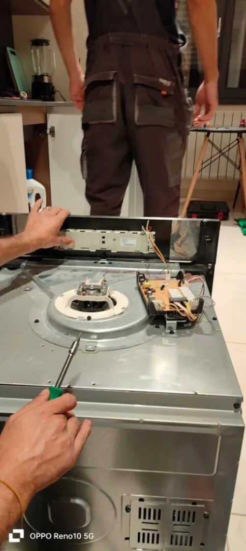 Réparation de four électrique à domicile 