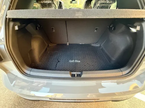 Volkswagen Golf 8 2025 R Black Edition 