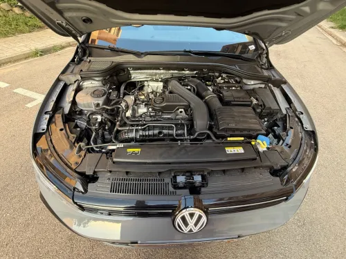 Volkswagen Golf 8 2025 R Black Edition 