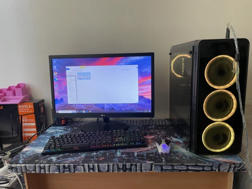 PC Gaming Ryzen 5 3400G |24GB RAM | SSD + Screen