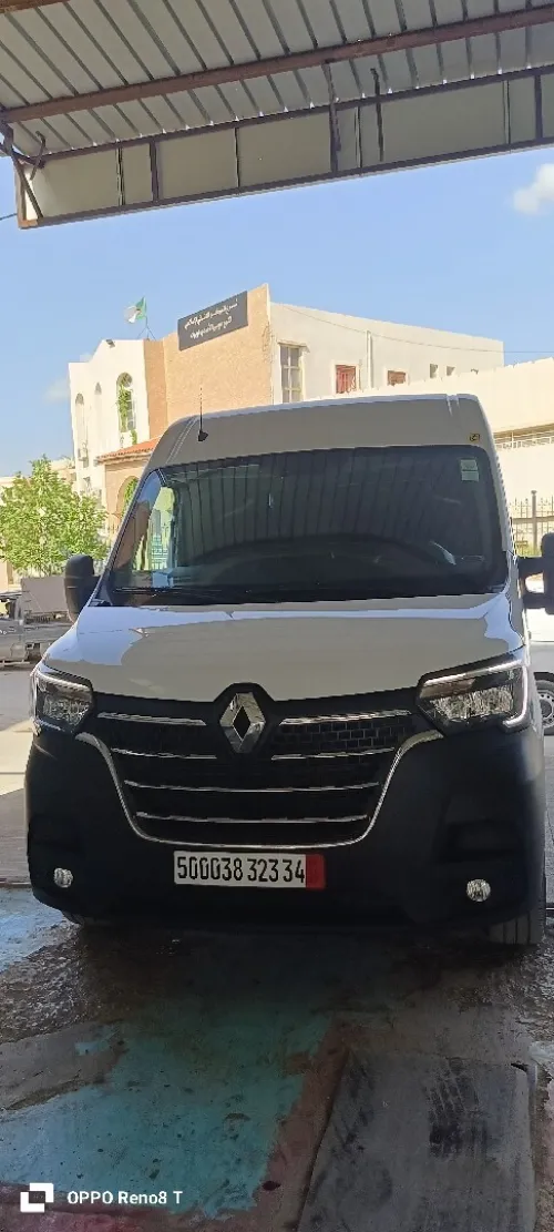 Renault Master. Safi 2023