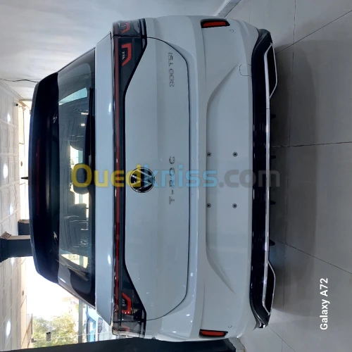 Volkswagen T-Roc 2025 R- Line Edition 
