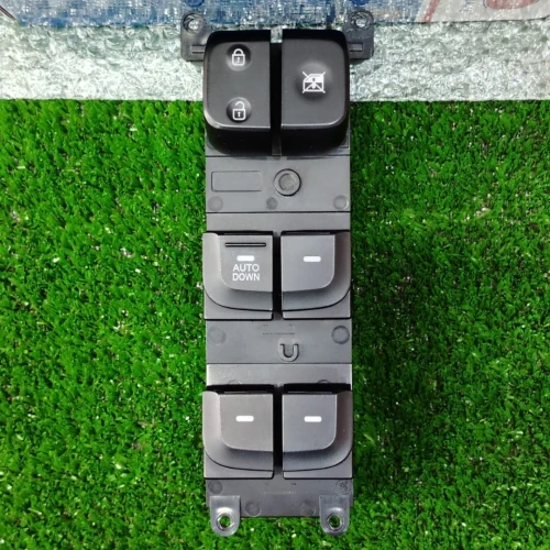 BOUTON LEVE VITRE HYUNDAI GRAND I10