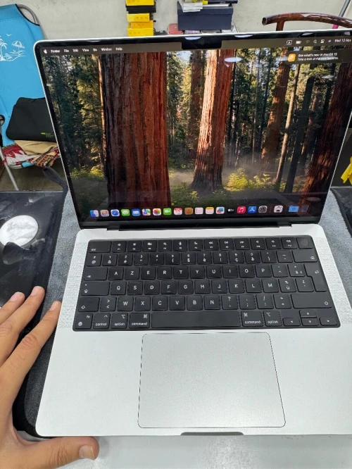 Macbbok pro M4 pro 14inch 