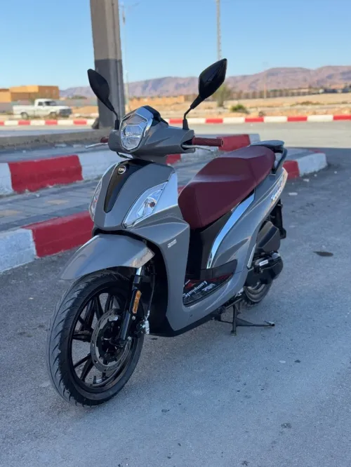 Sym St 200 2025