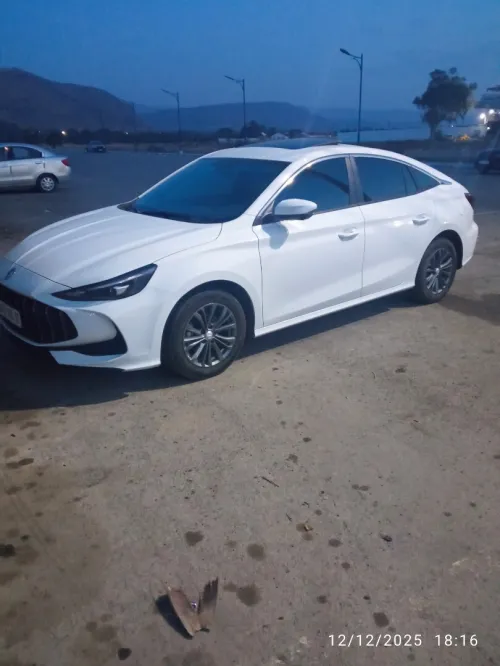 MG 5 2025 Luxury