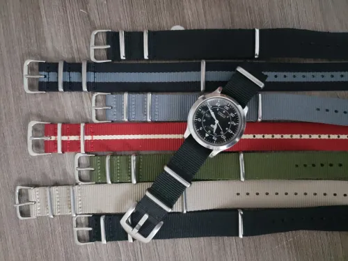Bracelets NATO de haute qualité - 18mm | Confort & Durabilité