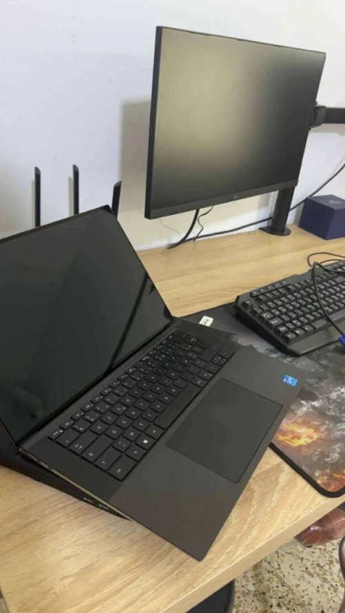 Dell Précision 5560 i7-11850H  4 K tactile