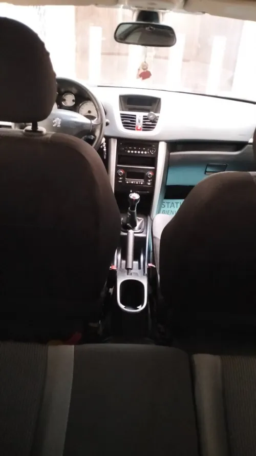 Peugeot 207 2013 