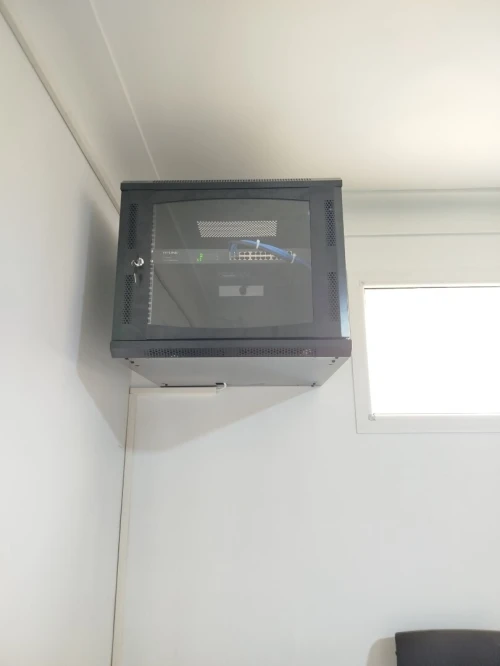 Installation des caméras de surveillance