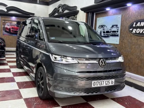 Volkswagen Multivan 2025 